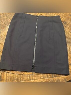 Akris Punto Navy Midi Skirt in size 12. Great condition! Front zip